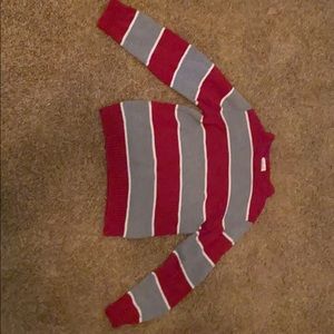 A sweat shirt from the Children’s Place size M 7/8